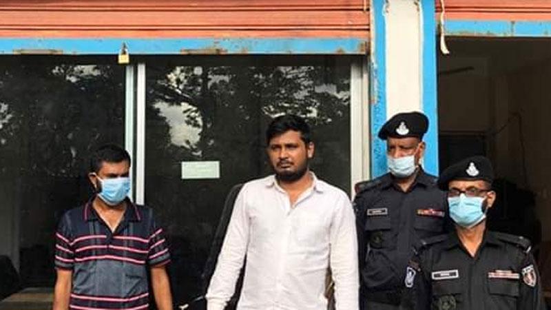 পিরোজপুরে র‌্যাবের অভিযানে দুই ভুয়া ডাক্তার আটক