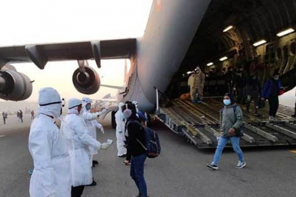 ইতালি ফেরতদের নেওয়া হলো হজ ক্যাম্পে কোয়ারেন্টিনে