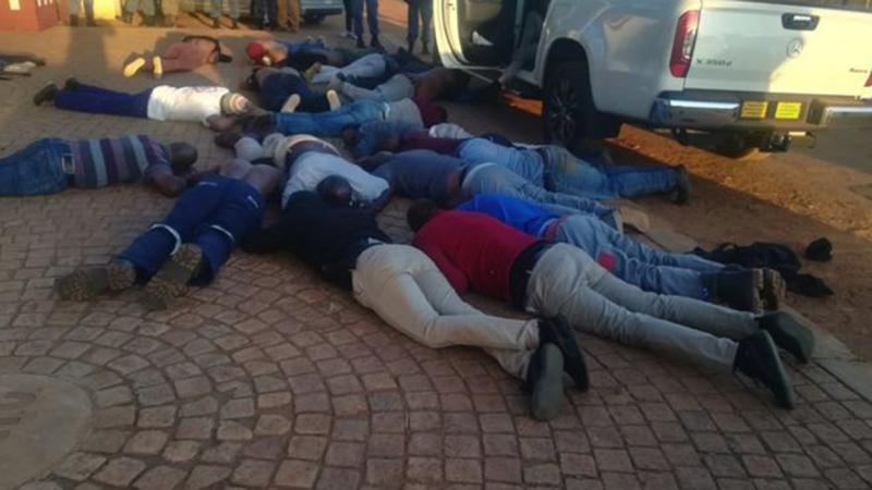 দ. আফ্রিকায় গির্জায় হামলায় নিহত ৫, জিম্মিদের উদ্ধার