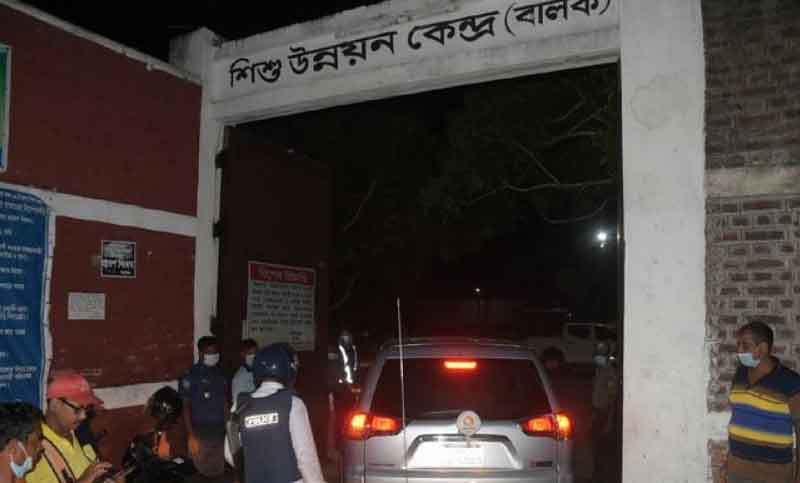 যশোর শিশু উন্নয়ন কেন্দ্রের তত্ত্বাবধায়কসহ গ্রেফতার ৫