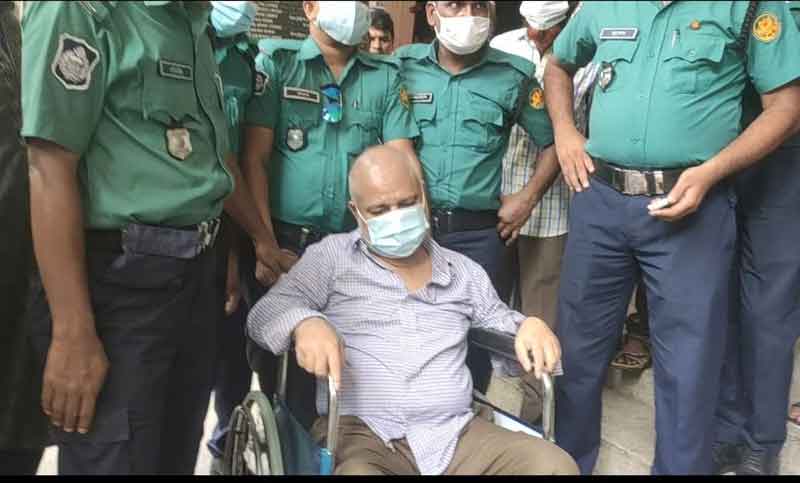 হুইল চেয়ারে আদালতে আনা হলো জি কে শামীমকে