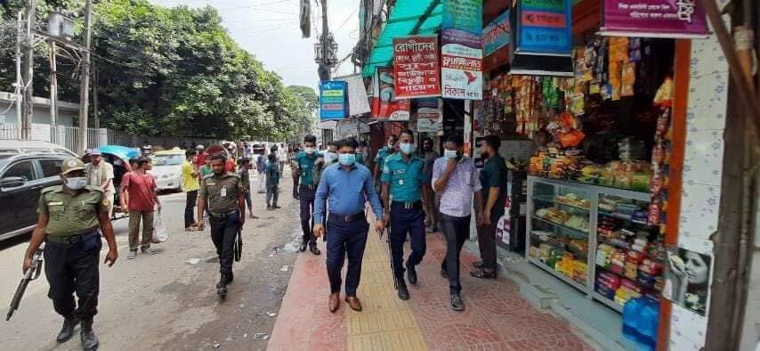 ডিএসসিসি’র অভিযান, মামলা-জরিমানা-উচ্ছেদ