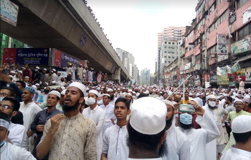 ফ্রান্সের সঙ্গে কূটনৈতিক সম্পর্ক ছিন্নের আল্টিমেটাম হেফাজতের