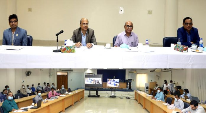 অনলাইনে ভর্তি পরীক্ষা নেয়ার সক্ষমতা এখনো হয়নি, মত বিশেষজ্ঞদের