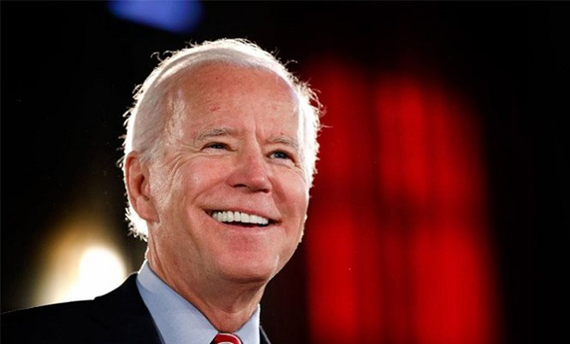 স্ত্রী-সন্তানকে হারিয়ে রাজনীতি ছেড়ে দিতে চেয়েছিলেন বাইডেন
