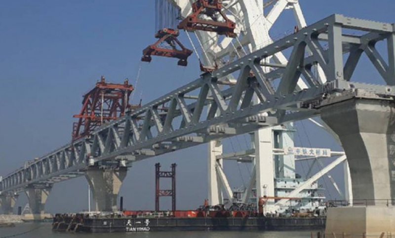 বসলো ৩৯তম স্প্যান, আর দুটি বসলেই দৃশ্যমান হবে পুরো পদ্মা সেতু