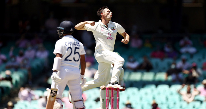 অসি পেস আক্রমণের সামনে অসহায় ভারত