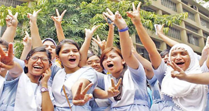 জিপিএ-৫ পাওয়া শিক্ষার্থীর সংখ্যা প্রায় চার গুণ, শীর্ষে ঢাকা!