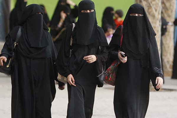 বোরকা নিষিদ্ধে গণভোটের আয়োজন করছে সুইজারল্যান্ড