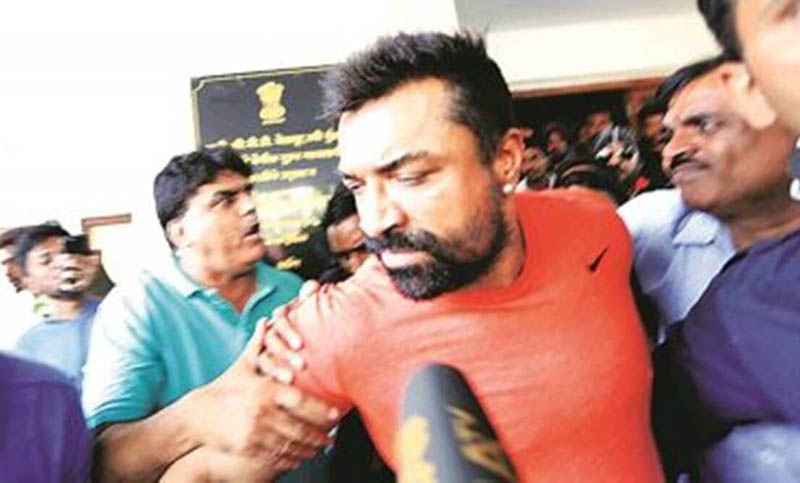 মাদককাণ্ডে জড়িত থাকার অভিযোগে অভিনেতা এজাজ খান গ্রেপ্তার