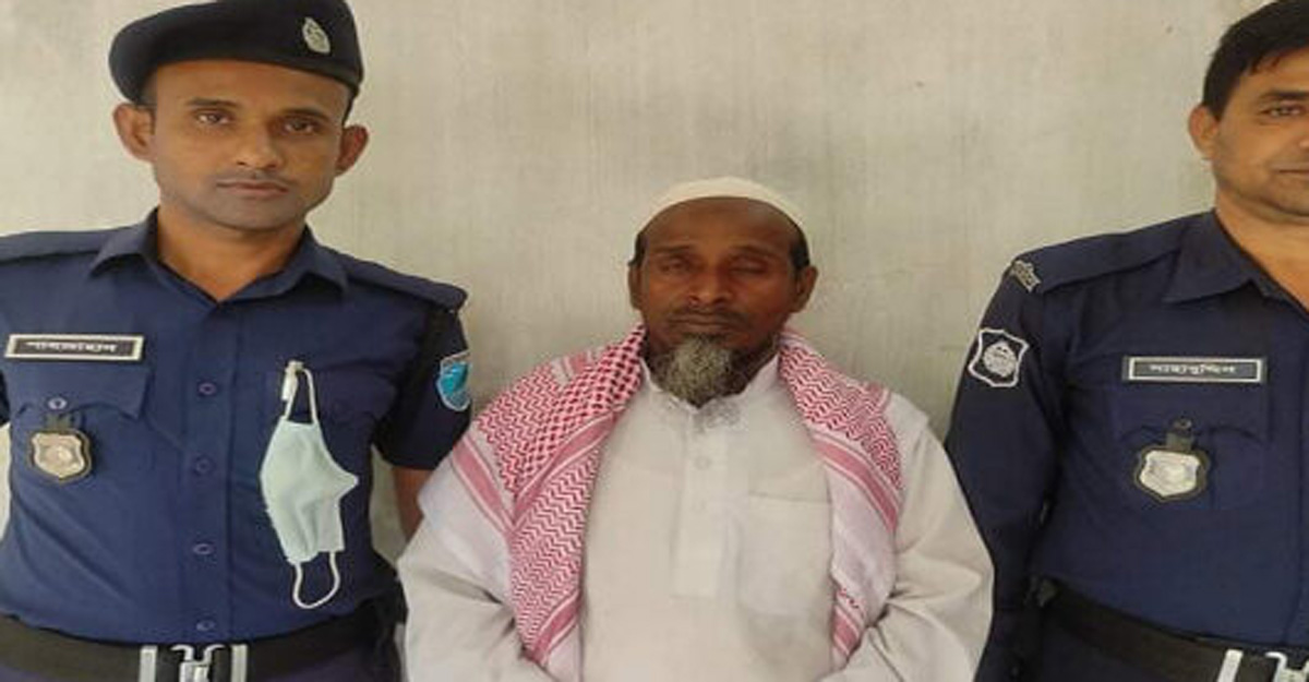 পড়া না পারার অজুহাতে ছাত্রীকে ধর্ষণচেষ্টা, মাদ্রাসাশিক্ষক গ্রেপ্তার