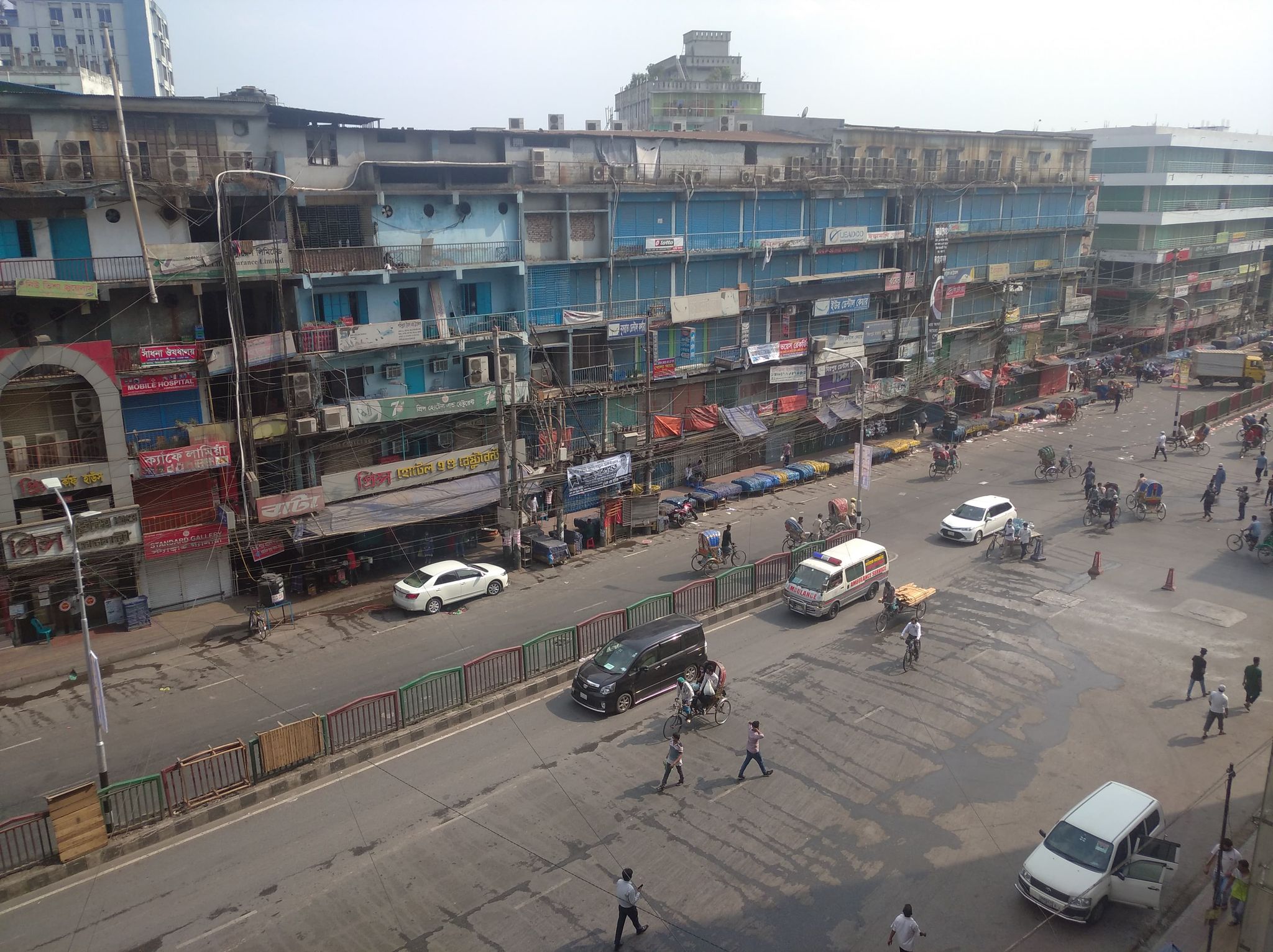 লকডাউন আরও এক সপ্তাহ বাড়ছে, গণপরিবহনও চালু হবে না