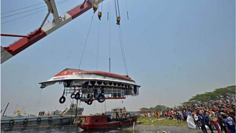 শীতলক্ষ্যায় লঞ্চডুবিতে নিহতের সংখ্যা বেড়ে ৩০