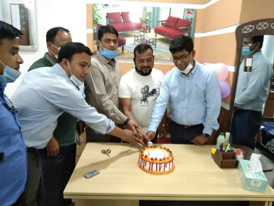 মুন্সিগঞ্জের গজারিয়ায় রিগ্যাল ফার্নিচার শোরুম উদ্বোধন