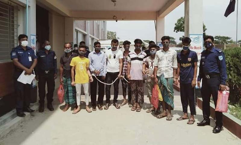 ময়মনসিংহে অনলাইনে অভিনব জুয়ার আসর, গ্রেপ্তার ৭