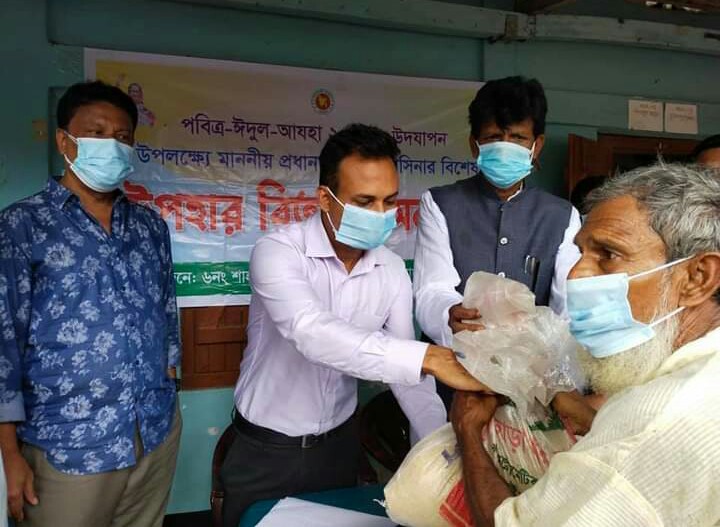 মাধবপুরের শাহজাহানপুর ইউপিতে ঈদ-উল আযহা উপলক্ষে ভিজিএফ এর চাল বিতরণ