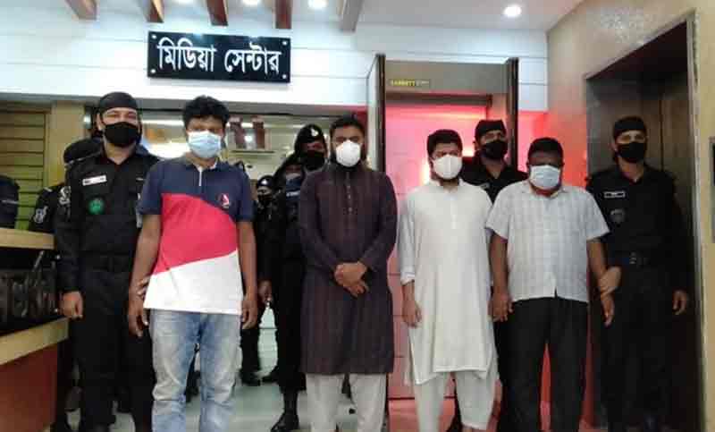 হাসপাতাল ও অ্যাম্বুল্যান্স দালাল চক্রের চারজনকে গ্রেপ্তার করেছে র‍্যাব-২