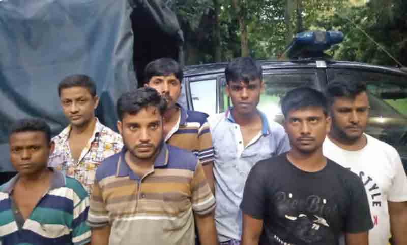 বগুড়ায় জুয়ার আসরেঅভিযান চালিয়ে ৭ জনকে গ্রেপ্তার করেছে র‍্যাব