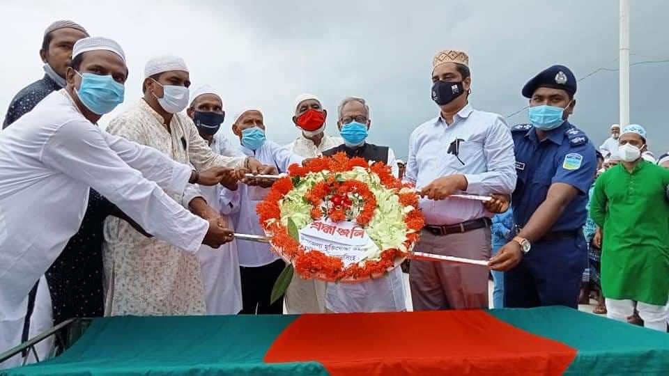 গৌরীপুরে বীর মুক্তিযোদ্ধা মফিজ উদ্দিনের রাষ্ট্রীয় মর্যাদায় দাফন সম্পন্ন