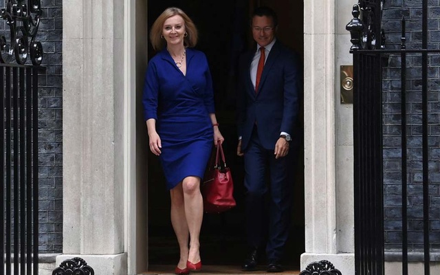 যুক্তরাজ্যের মন্ত্রিসভায় নতুন পররাষ্ট্রমন্ত্রী লিজ ট্রাস