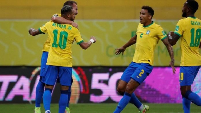 নেইমার জাদুতে ব্রাজিলের আটে আট