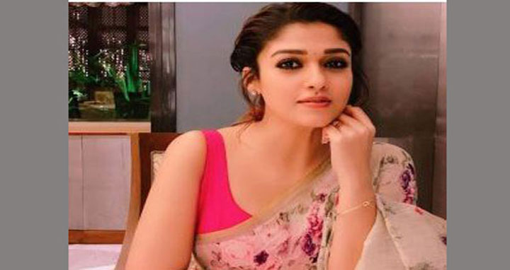 শাহরুখের সাথে জুটি থেকে সরে দাঁড়ালেন নায়িকা