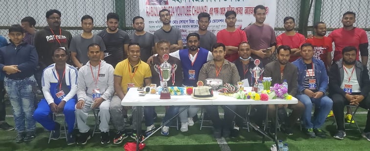 মহান বিজয় দিবস উপলক্ষে প্রবাসীদের ফুটবল টুর্নামেন্টের আয়োজন