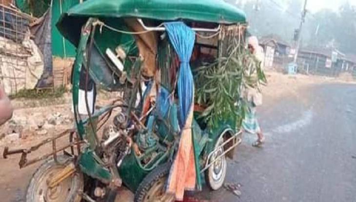 কুমিল্লায় বাস-অটোরিকশার সংঘর্ষ: নিহত বেড়ে ৪