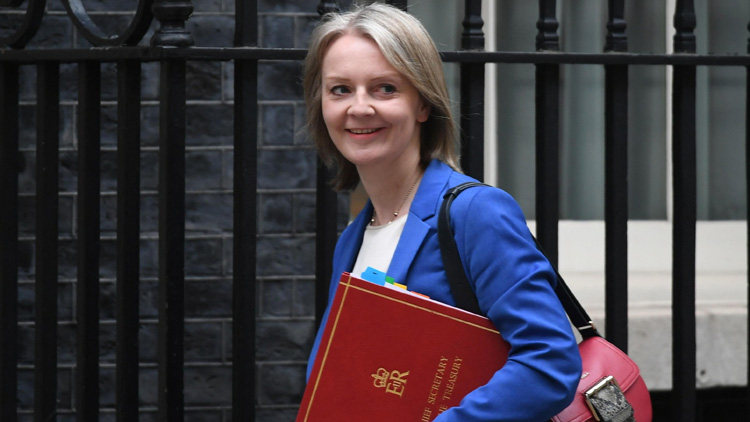 রাশিয়ার ওপর কূটনৈতিক চাপ বাড়াতে ভারত যাচ্ছেন ব্রিটিশ পররাষ্ট্রমন্ত্রী