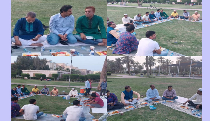 রওদা স্পোর্টিং ক্লাব এর উদ্যোগে ইফতার এবং দোয়ার মাহফিল অনুষ্ঠিত
