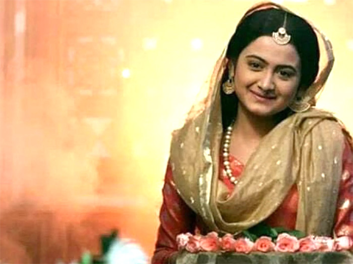 ভারতীয় অভিনেত্রী পল্লবীর মৃত্যু নিয়ে যে তথ্য দিলেন গৃহকর্মী