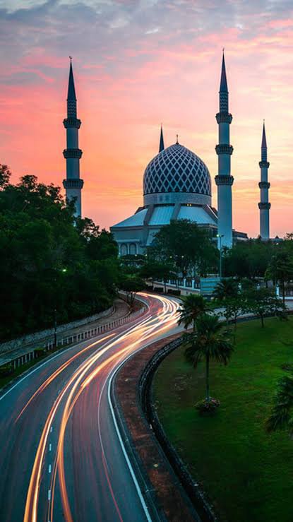 নবীজি  (সা.) কখনো প্রতিশোধ নিতেন না