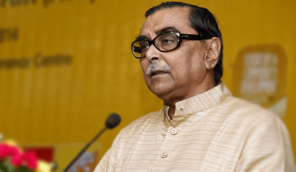 রাস্তায় বেরুলে মনে হয় আফগানিস্তানে হাঁটছি: মেনন