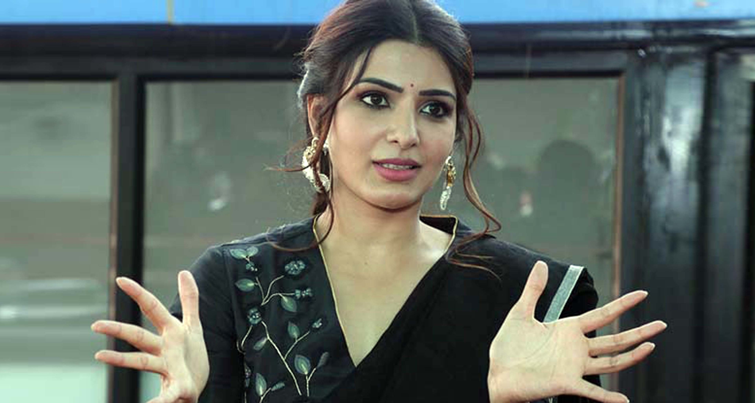 সোশ্যাল মিডিয়া থেকে নিজেকে দূরে রাখছেন সামান্থা!