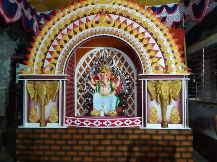 লক্ষ্মীপুরের রামগঞ্জ উপজেলার পৌরসভার কালাচাঁদ ডাক্তার বাড়ীতে শ্রী শ্রী গনেশ পূজা অনুষ্ঠিত