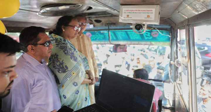 নারীর নিরাপত্তায় ১০০টি বাসে সিসি ক্যামেরা স্থাপন
