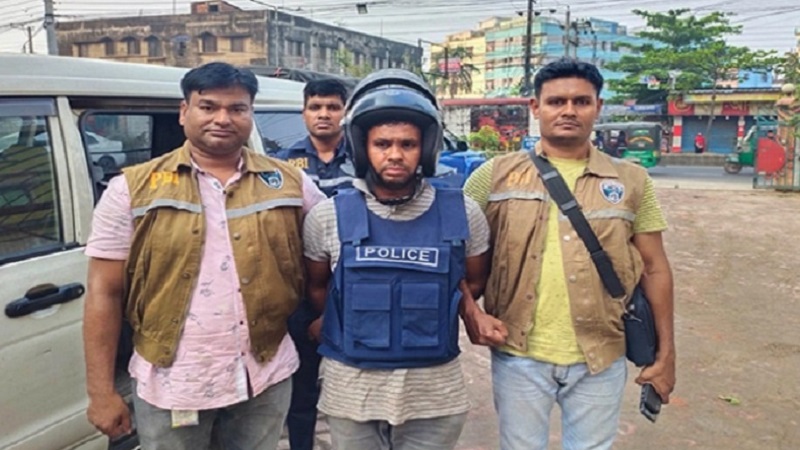 প্রতিদিন শিশুটির লাশ দেখতে যেতেন ধর্ষক-খুনি