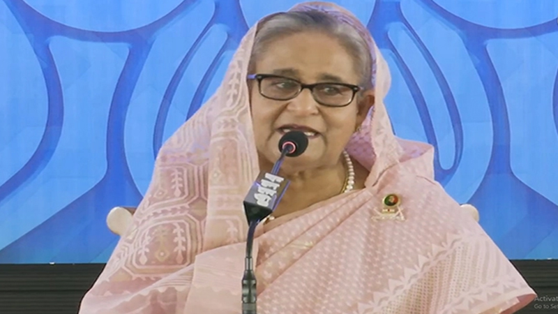 মায়ের মন দিয়ে জনগণের সেবা করে যাচ্ছি : প্রধানমন্ত্রী