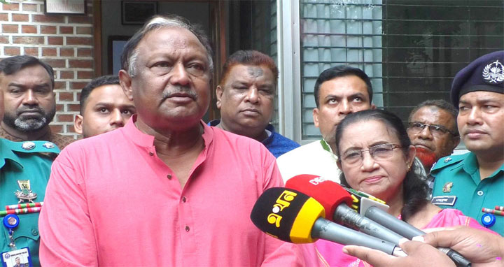 দাম না কমলে দু-এক দিনের মধ্যে পেঁয়াজ আমদানি : বাণিজ্যমন্ত্রী