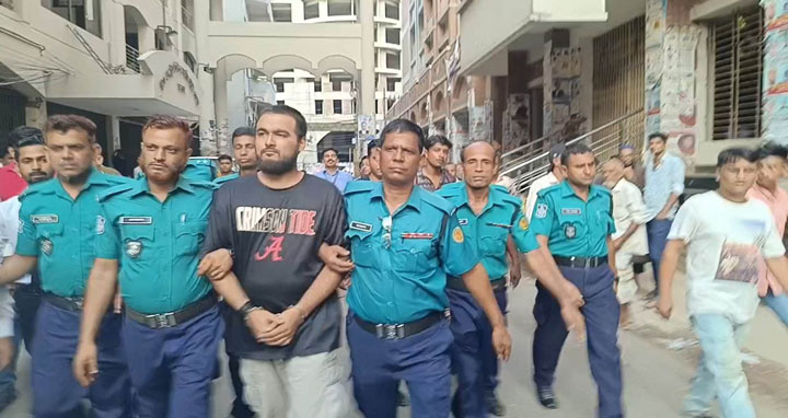 জামিন পেলেন বিতর্কিত সংগীতশিল্পী নোবেল