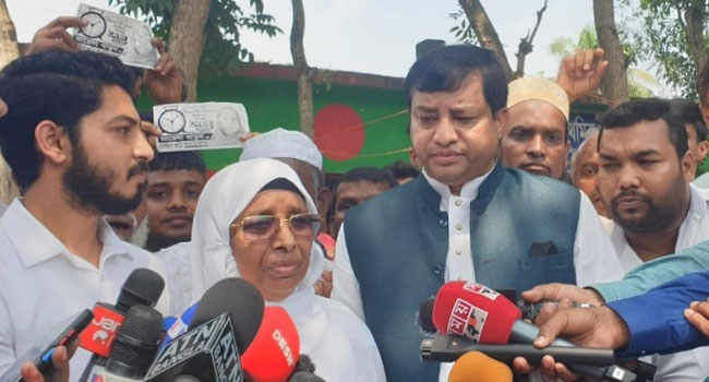 গাজীপুরের সর্বস্তরের মানুষকে নিয়ে আগামীর পথ চলতে চাই : জায়েদা