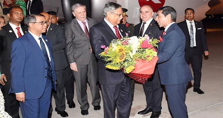 ছয় দিনের সরকারি সফরে তুরস্কে পৌঁছেছেন রাষ্ট্রপতি