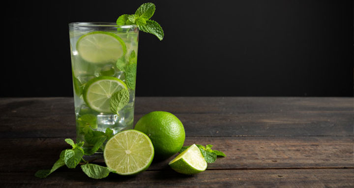 ওজন কমাতে লেবু পানি খান