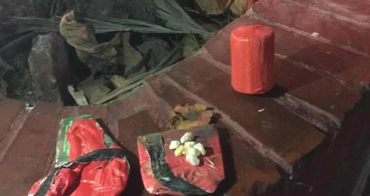 শাহবাগে ককটেল সাদৃশ্য বস্তু উদ্ধার