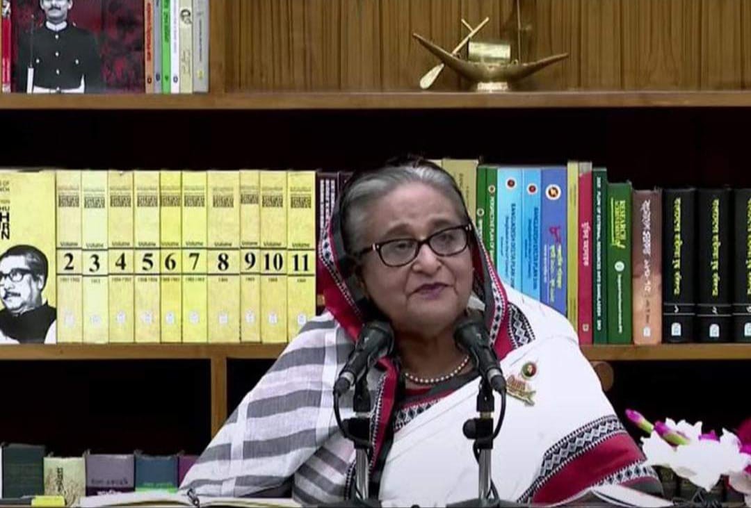 ষড়যন্ত্র মোকাবেলা করে আওয়ামী লীগ দেশকে এগিয়ে নিয়ে যাবে : প্রধানমন্ত্রী