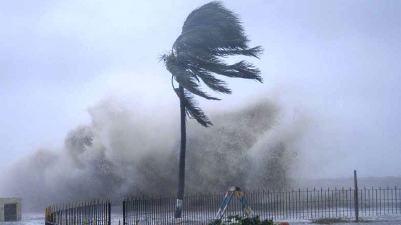 ঘূর্ণিঝড় ‘রেমাল’ দুর্বল হয়ে গভীর নিম্নচাপে পরিণত