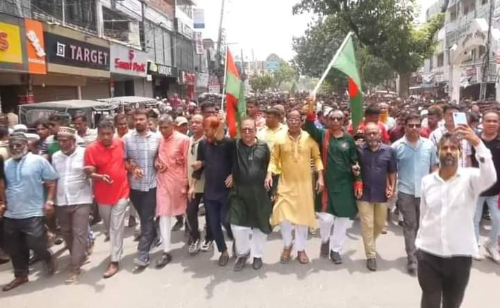 ঝিনাইদহে জেলা বিএনপি’র আনন্দ মিছিল