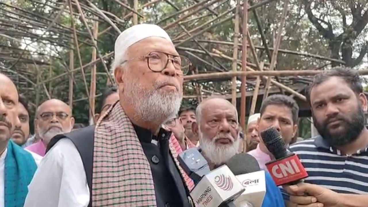 বঙ্গবন্ধুর বাড়ি পুড়তে দেখার আগে আমার মরণ হলে ভালো হতো, ধানমন্ডি ৩২ নম্বরে গিয়ে কাদের সিদ্দিকী