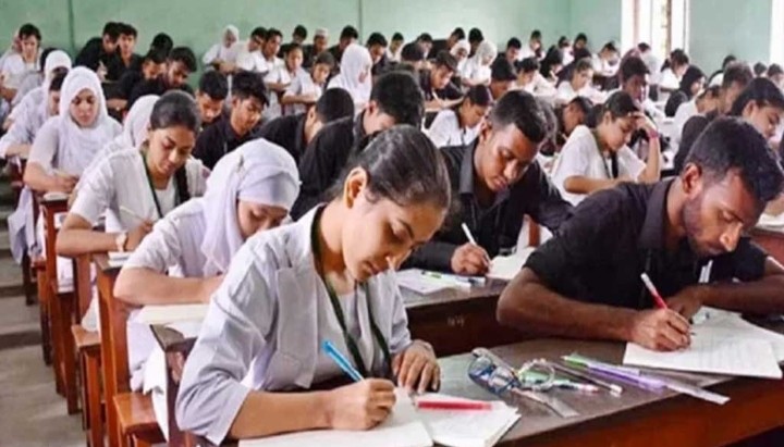 এইচএসসির সব পরীক্ষা স্থগিত