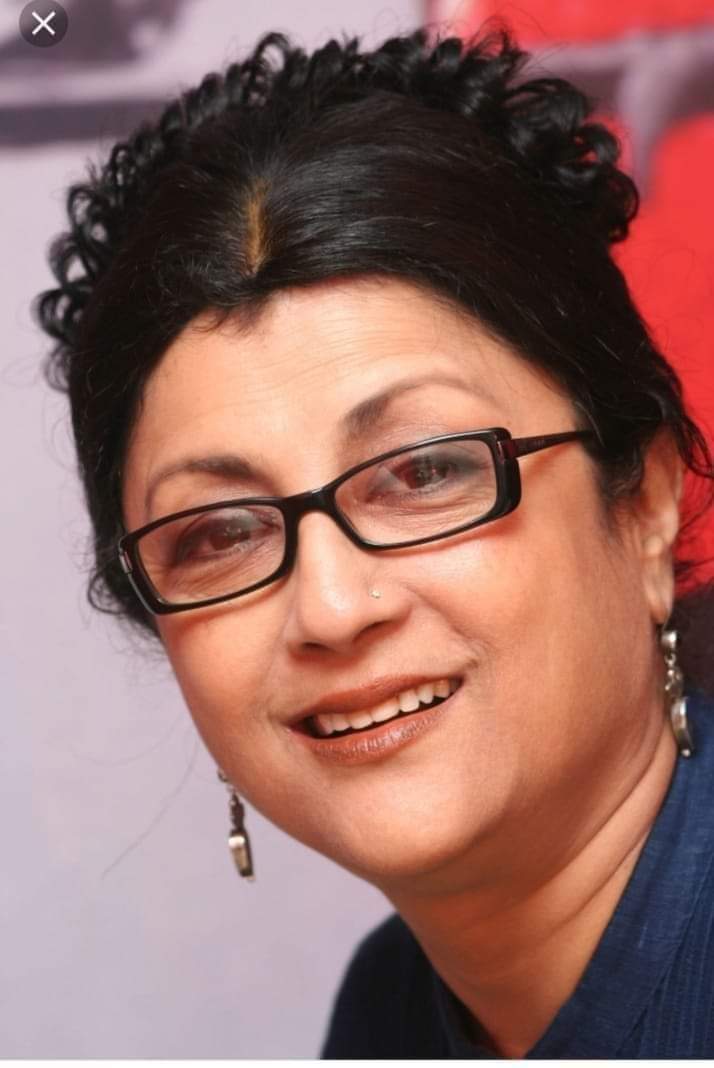 বাংলা চলচ্চিত্র জগতের জনপ্রিয় অভিনেত্রী অপর্ণা সেনের শুভ জন্মদিন আজ